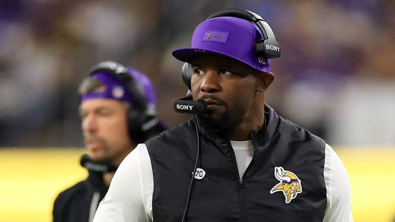 Brian Flores, Vikings