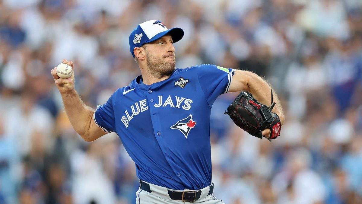 Toronto Blue Jays Bring Back Three-Time Cy Young Winner