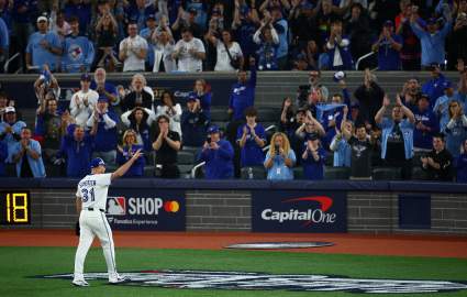 Blue Jays Considering Reunion With Future Hall of Fame Pitcher