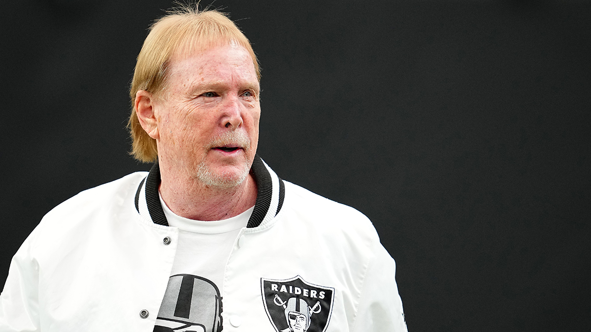 Mark Davis drops major hint on Raiders’ future plans.