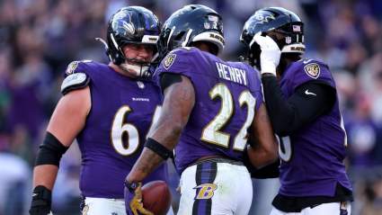 Browns Pursuing Star Center From Heated Rival to Bolster O-Line