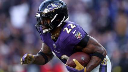 Ravens RB Derrick Henry Sends Clear Message on Adding $96 Million WR