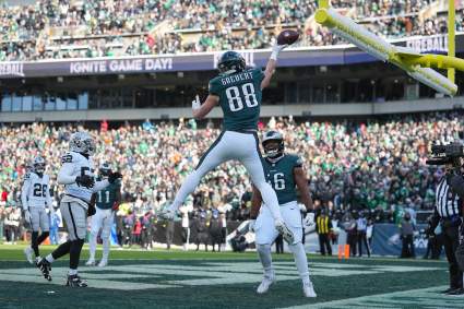 Howie Roseman Sends Strong Message on Dallas Goedert’s Eagles Future