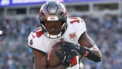 Browns Urged to Make Draft Trade for $66 Million Pro Bowler