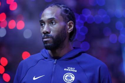Clippers Announce Concerning Kawhi Leonard Injury News Ahead of Play-In vs Warriors