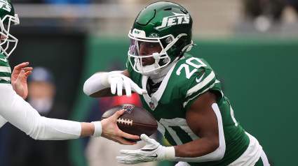 Insider Provides Jets Breece Hall Update as Franchise Tag Deadline Looms