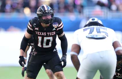 Patriots Predicted to Add Butkus Award Winner with 31st Pick