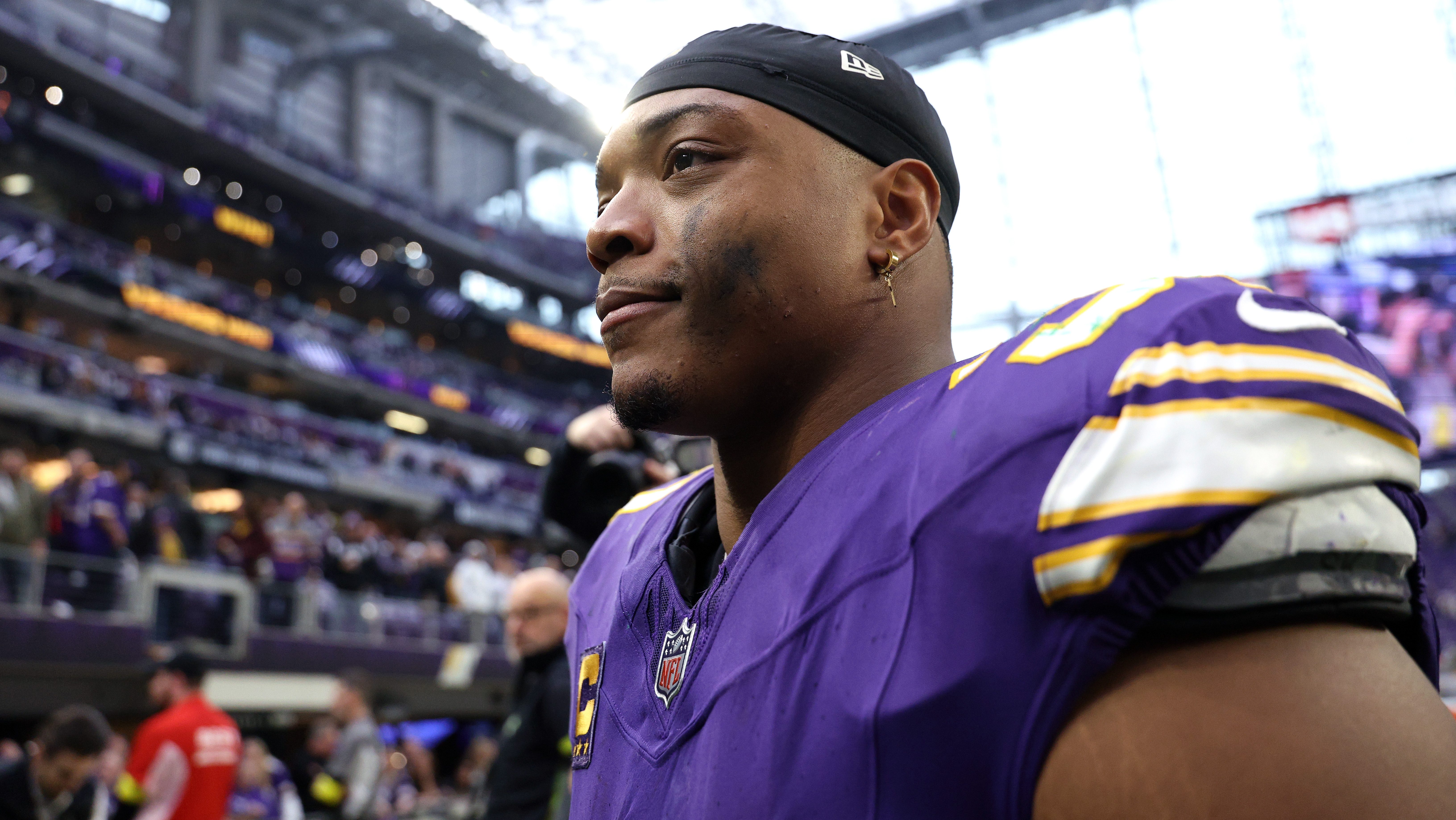Vikings’ 2-Time Pro Bowler announces major career decision; details ahead.