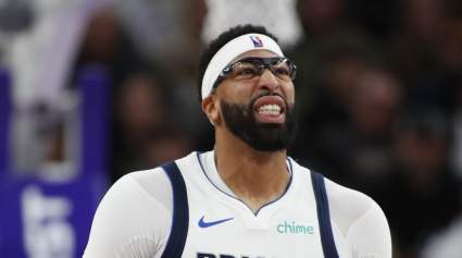 Mavericks Move Anthony Davis to East Contender in Helpful Trade Idea