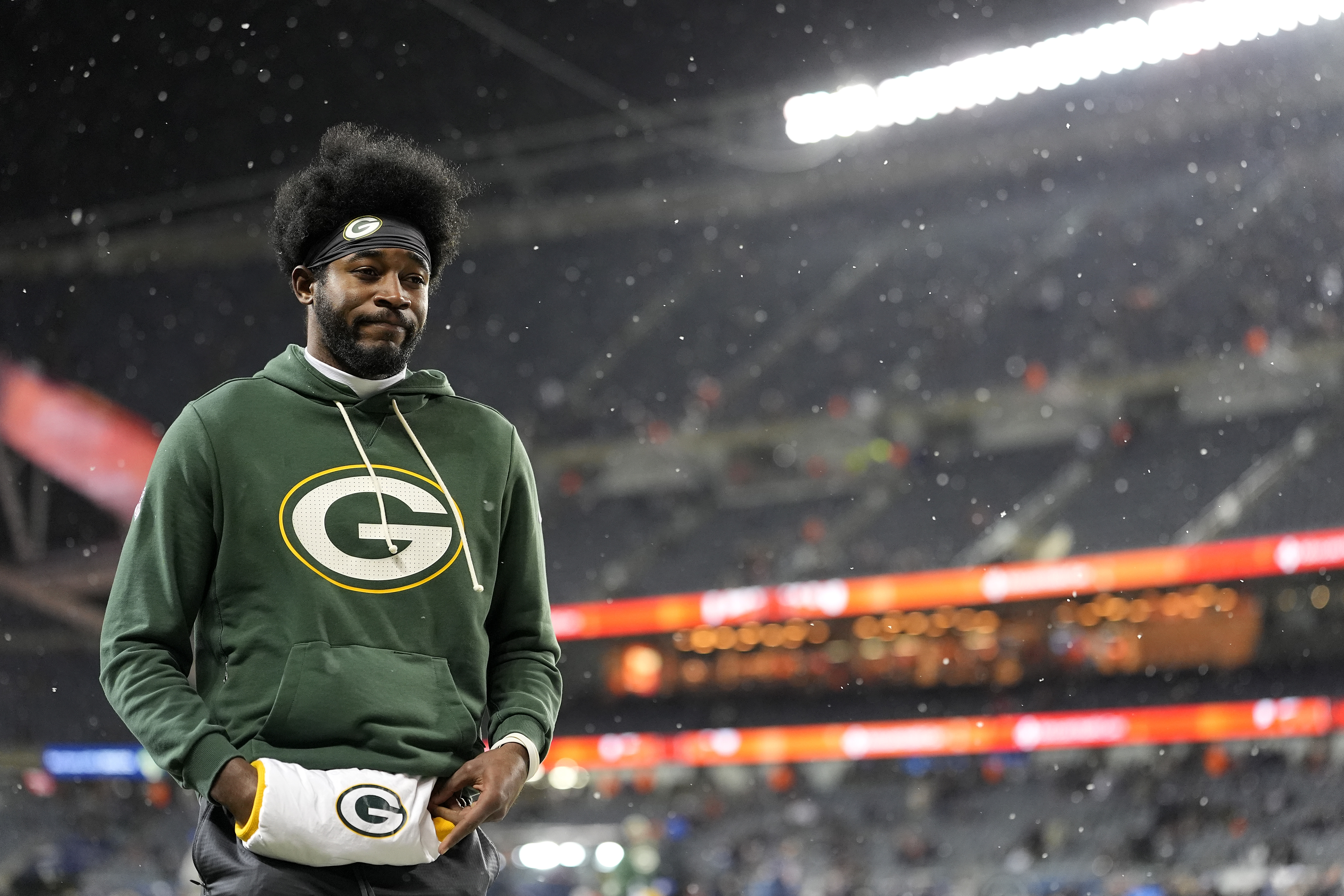 Eagles connect with M Packers WR as A.J. Brown mystery grows