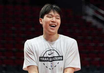 Yang Hansen Records Five Minutes in Blazers vs. 76ers — Here’s the Latest Update