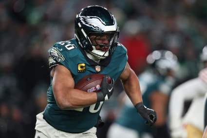Eagles RB Saquon Barkley Sends Strong Message on New OC Sean Mannion