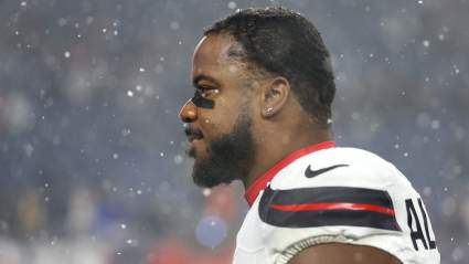 Texans Get Good News on LB Azeez Al-Shaair After Thumb Injury