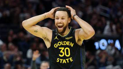 Warriors Sign Ex-Lakers Wing Amid Latest Porzingis Injury Update