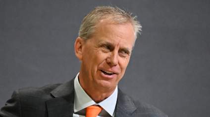 Browns Told to Go All-In on Free-Agent QB Viewed as ‘Good Marriage’