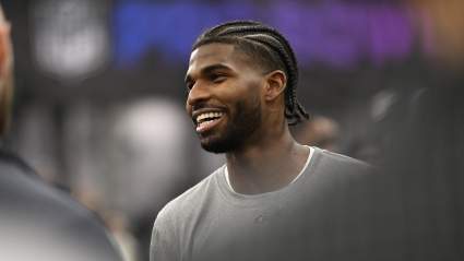 Ex-All-Pro Blasts Browns Shedeur Sanders Postseason Honor