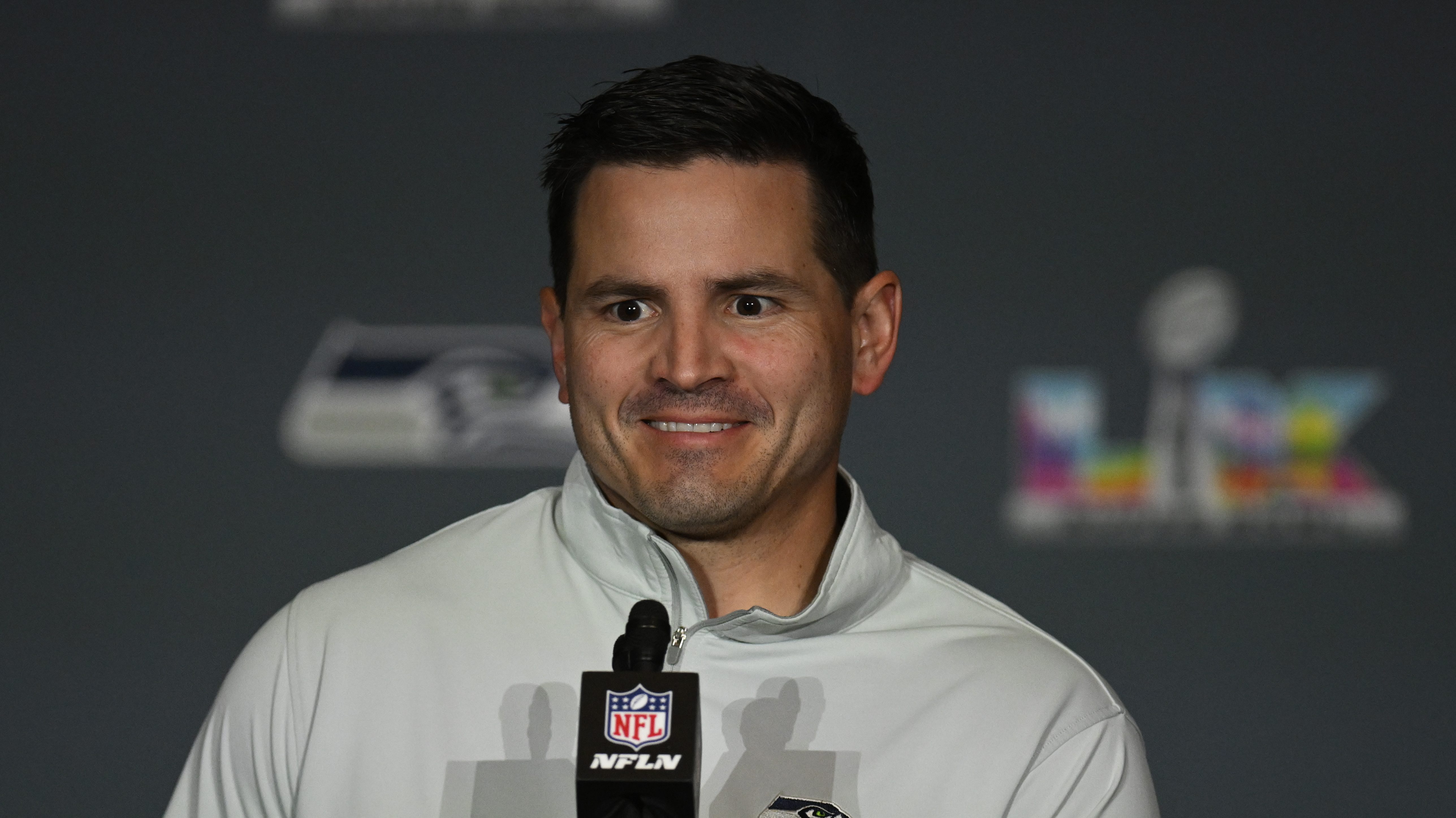 Seahawks OC search takes surprising turn after NFC West rival interview