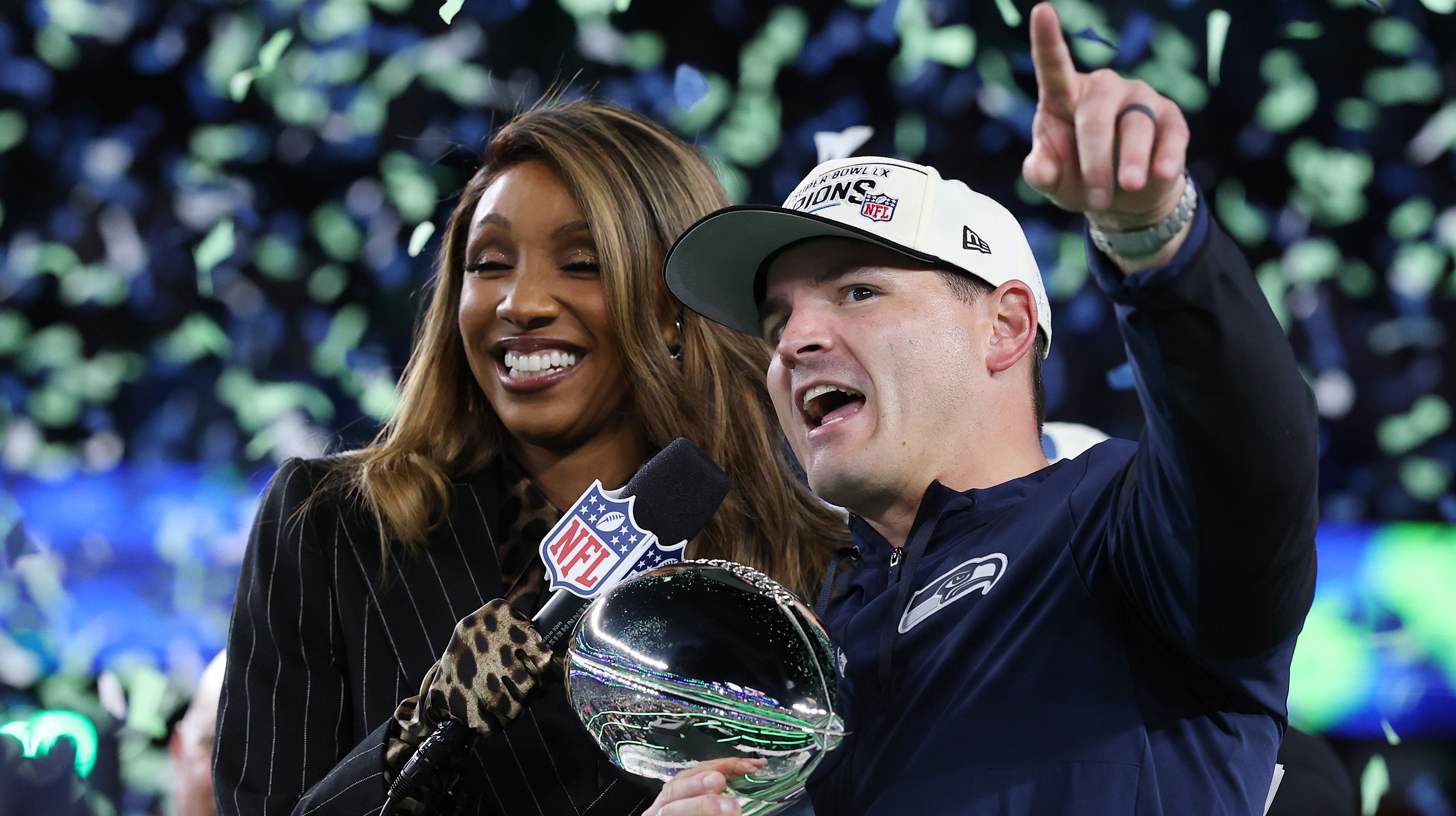 Seahawks reportedly hire ex-rival coach for M to replace OC Klint Kubiak
