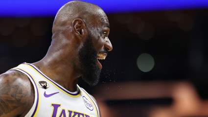 Lakers’ LeBron James Sends Message to Fellow Stars After Blowout Loss