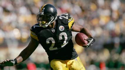 Former Steelers RB Keeps Coaching Gig With AFC North Rival: Report