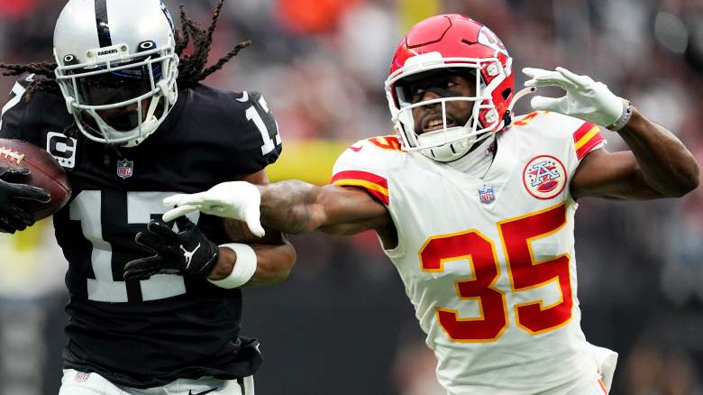 Chiefs cornerback Jaylen Watson against the Raiders