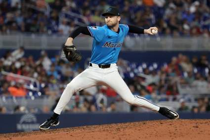 Mariners Add Left-Handed Reliever in Trade with Marlins