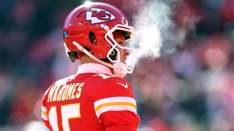Chiefs' Patrick Mahomes falls in NFL all-time quarterback ranking news.