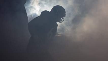 Raiders Get Bad News on Pursuit of Top FA With Rival’s Interest