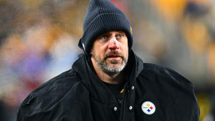 Vikings Get Clear Warning on Aaron Rodgers Amid Speculation