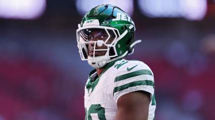 Cardinals Named ‘Potential Suitor’ for Jets’ Top Free Agent