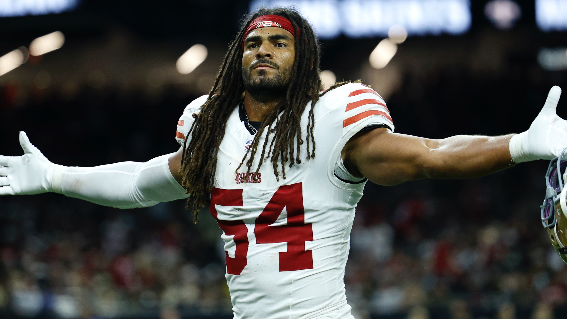 49ers’ Fred Warner tells Raheem Morris blunt truths, revealing team strategy.