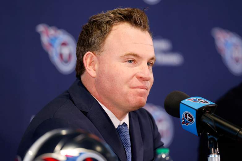 The Tennessee Titans hired general manager Mike Borgonzi's brother, Dave Borgonzi, to coach the linebackers.