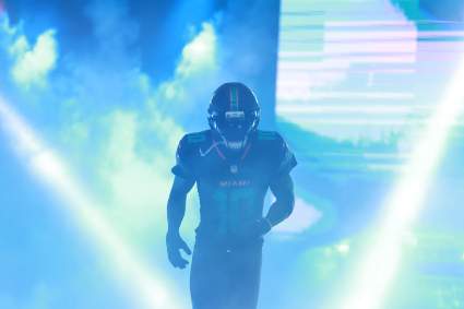 Chargers Could Go All in On Tyreek Hill