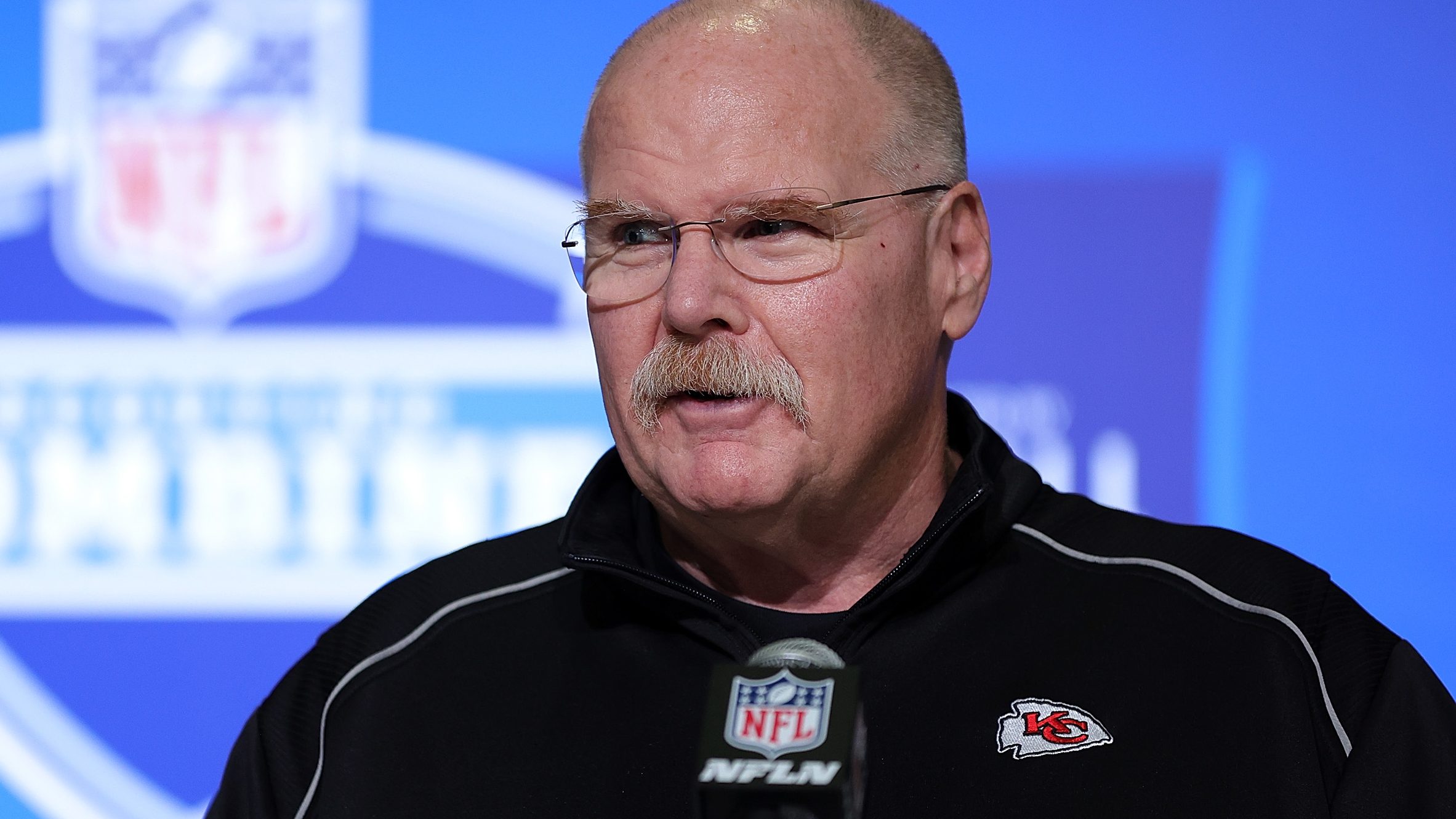 Chiefs HC Andy Reid speaks on Kenneth Walker III signing 📰✅