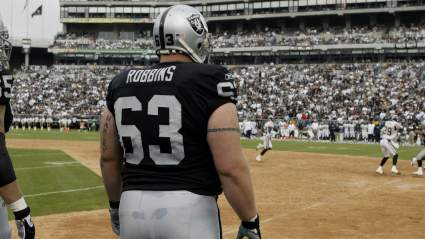 Raiders Announce Death of Former All-Pro Offensive Lineman