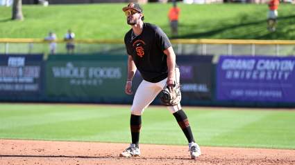 Giants Make Final Decision on Top Prospect Before Opening Day