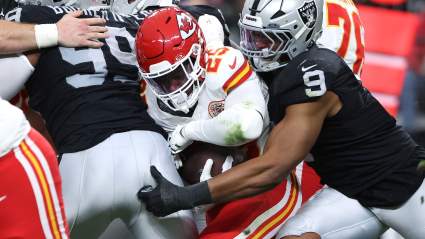 Chiefs RB Leaves for NFC Rival After Strange Stint in Kansas City
