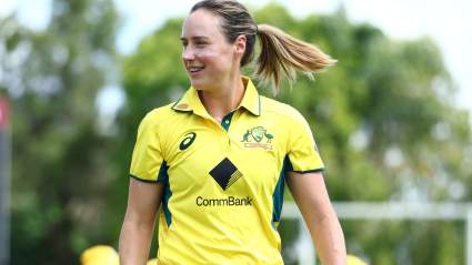 Australian Cricket Allrounder Ellyse Perry: Five Fast Facts You Need to Know