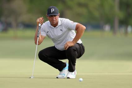 Gary Woodland Leads in Houston While Honoring Young Fighter Ceci