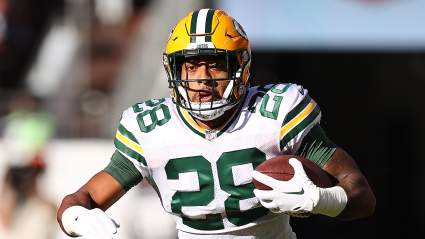 Panthers Sign Former Packers, Eagles Running Back AJ Dillon