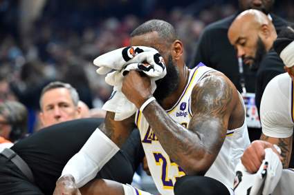 UPDATE: NBA Fans React To LeBron James Injury News Before Knicks-Lakers Game