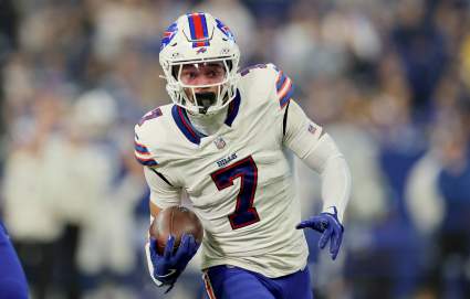 Raiders Hit With Alarming Take on Taron Johnson Trade