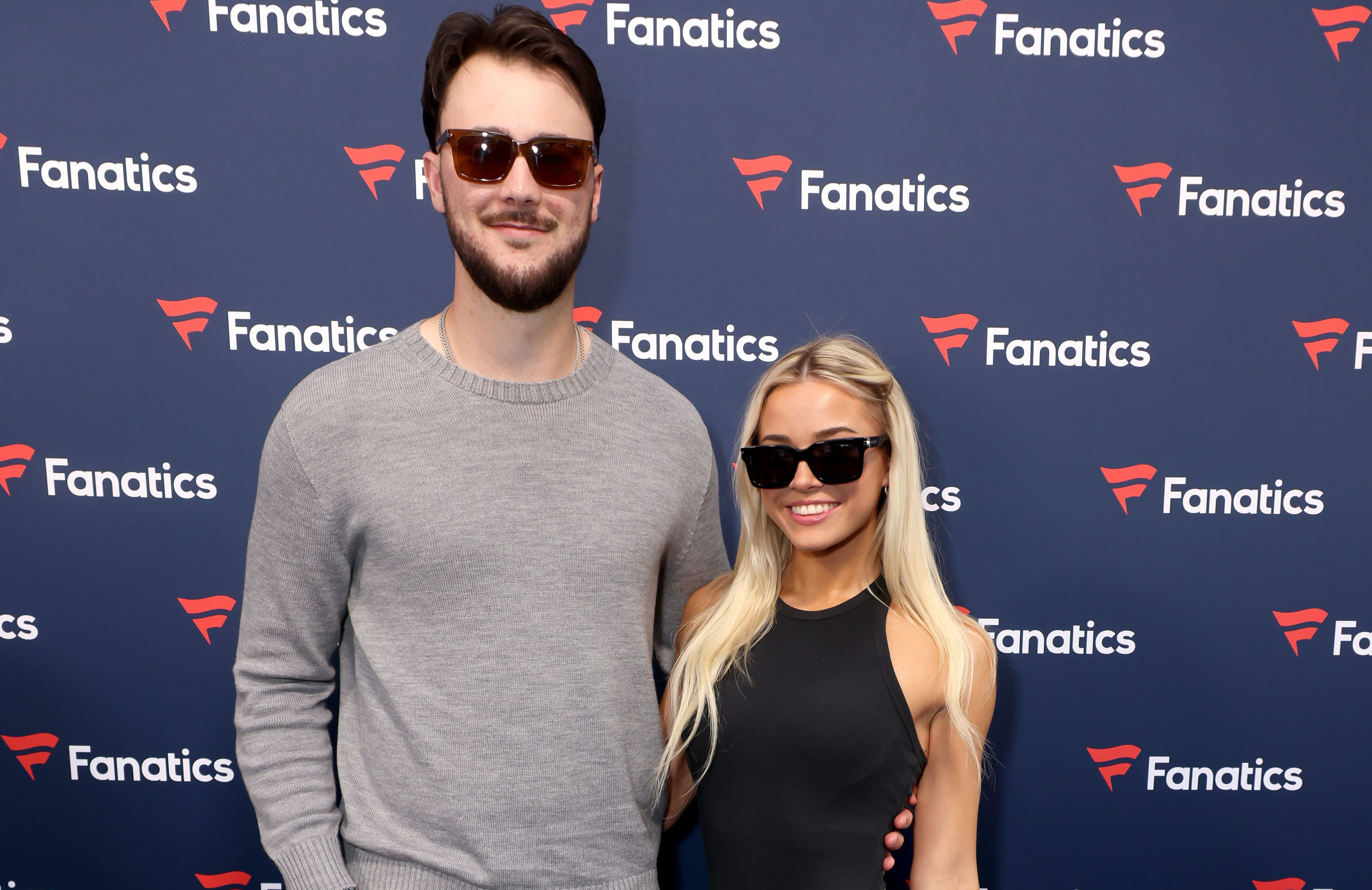Paul Skenes-Yankees rumors take a surprising turn with Livvy Dunne ✨🗞️ (localized)