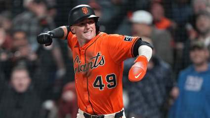 San Francisco Giants DFA 15-HR Infielder After Adding New RP