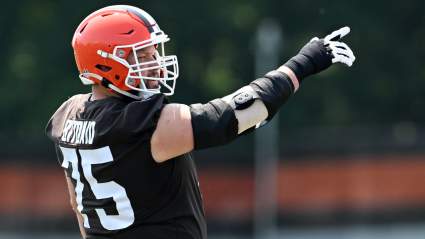 Giants Get Big Update on Pursuit of Veteran Guards Wyatt Teller, Joel Bitonio