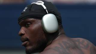 Former Cowboys DT Goes Viral for Locker Room Outburst