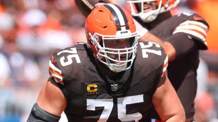 Browns Legend Has a Secret Weapon to Stop Joel Bitonio From Retiring