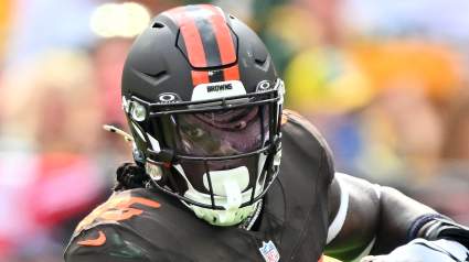 Ex-Browns Star David Njoku Visits With AFC North Rival