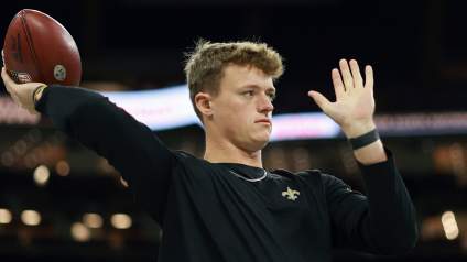 Texans Trade for Saints Find to Replace All-Pro Super Bowl Champ