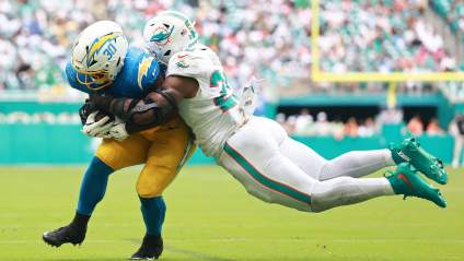 Cowboys Discussing Potential Trade For Dolphins All-Pro Player
